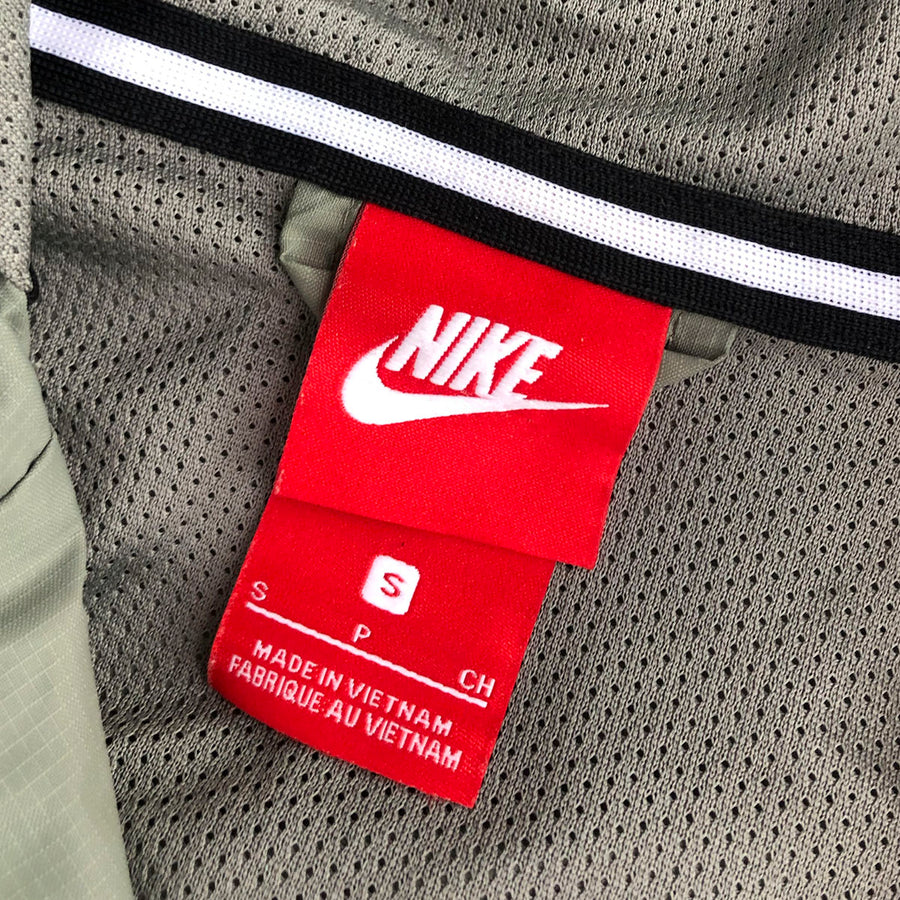 Nike Windbreaker Jacket S