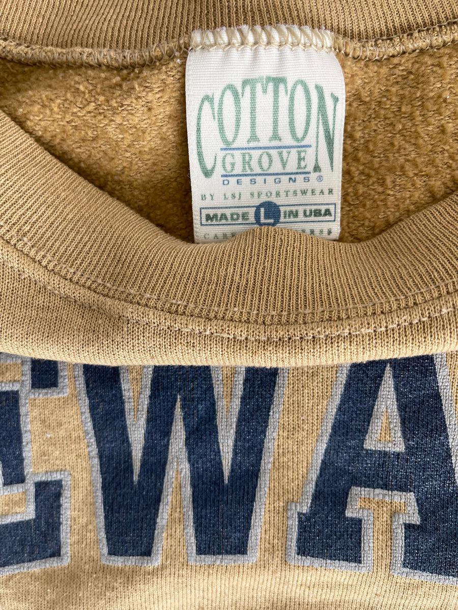 Vintage Newark California Sweater L