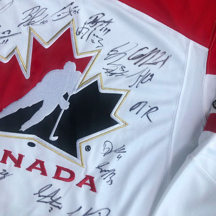 Nike Team Canada Hockey Jersey Autographed L