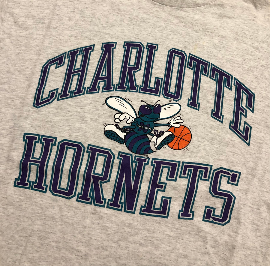 Vintage Logo 7 Charlotte Hornets Tee XL