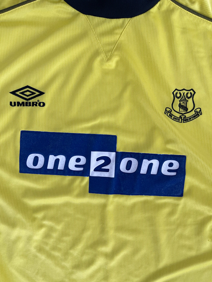 Vintage Umbro 1999/2000S Everton Soccer Jersey L