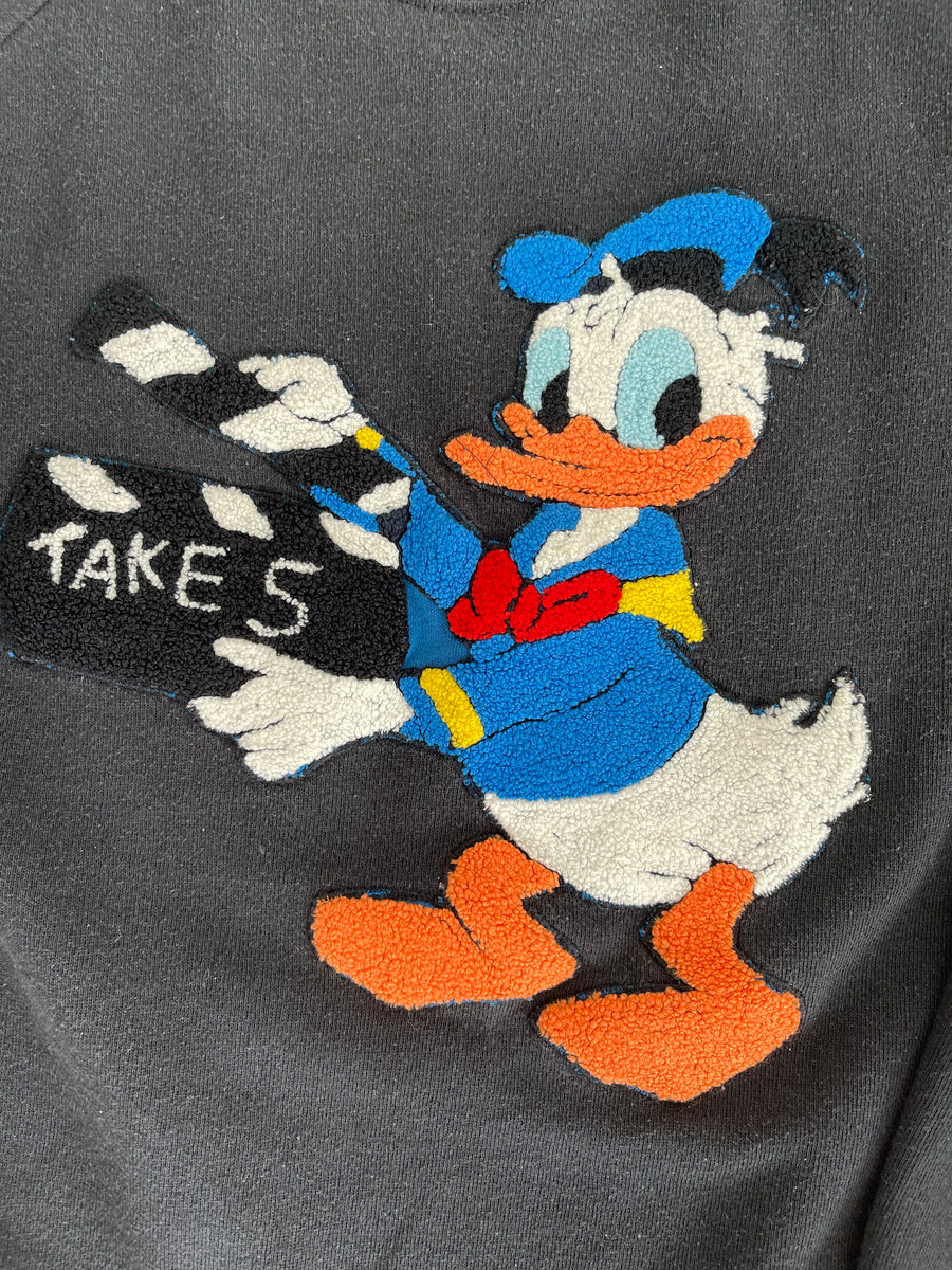 Vintage Daffy Duck Takes Sweater XL