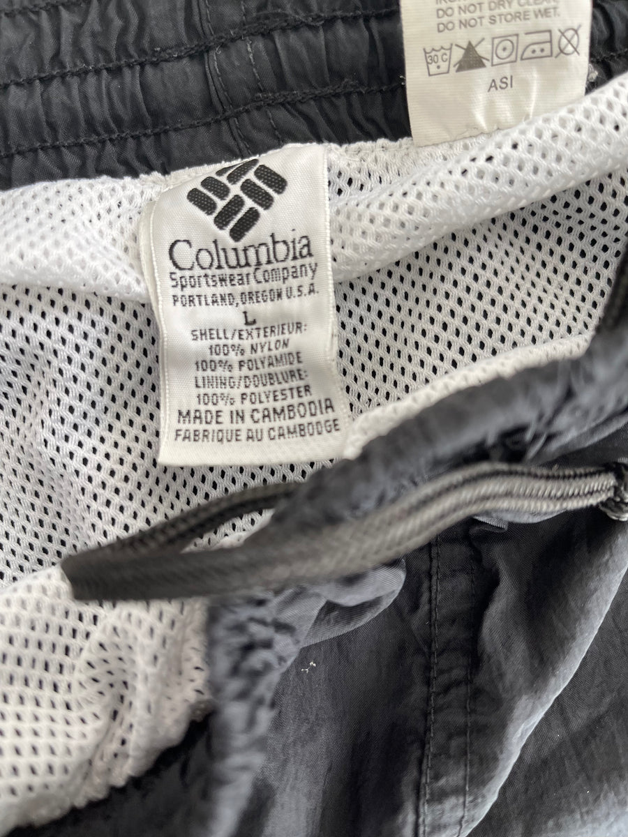 Vintage 90s Columbia Sportswear Shorts L