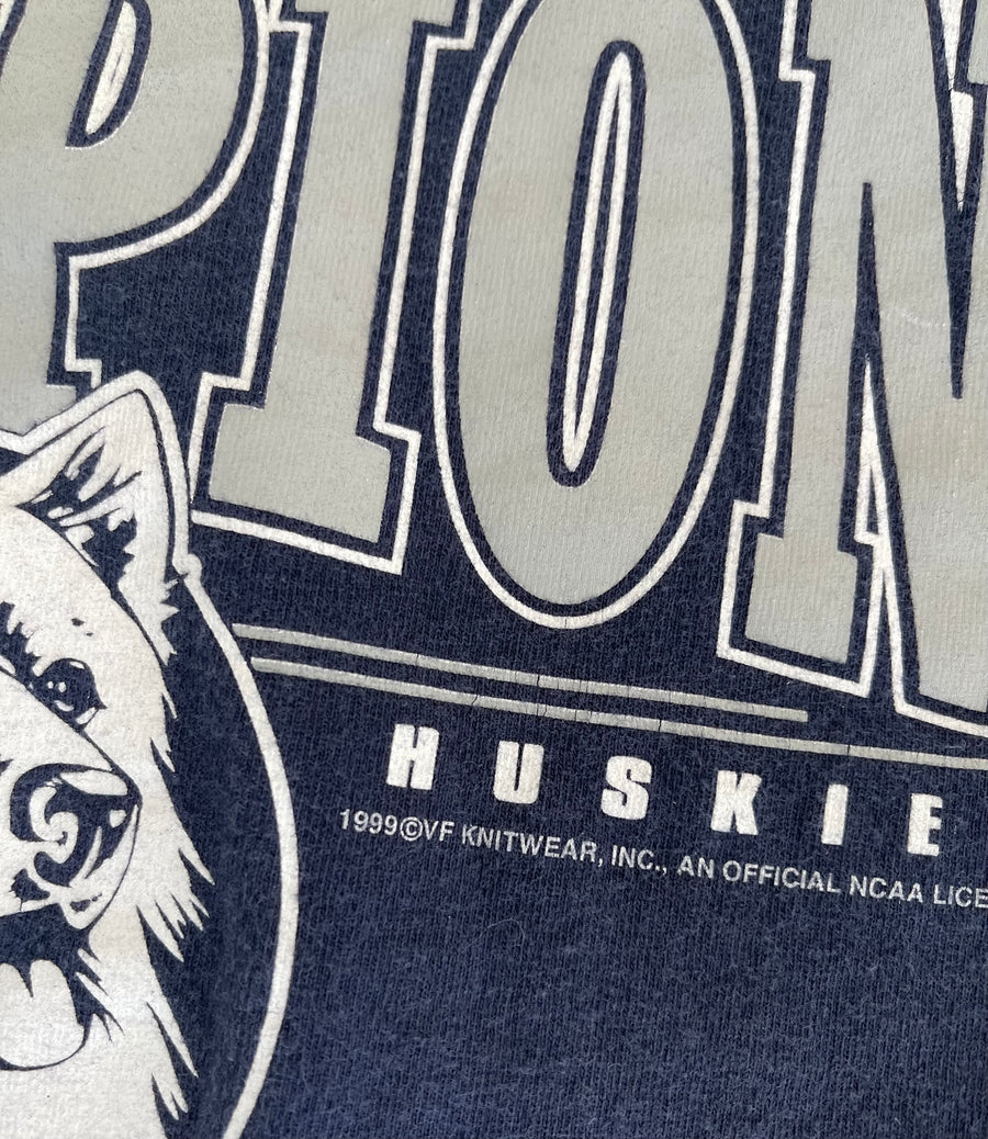 Vintage 1999 UConn Huskies Tee XL