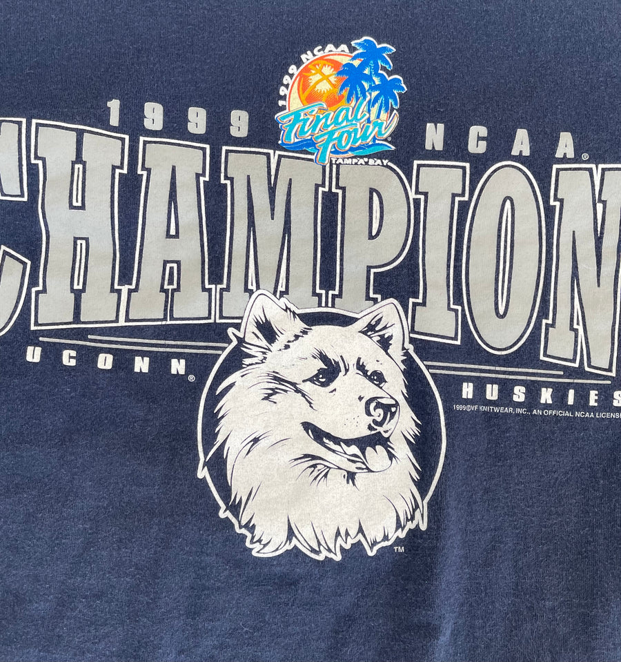 Vintage 1999 UConn Huskies Tee XL